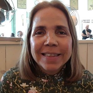 Meet your Posher, Maria